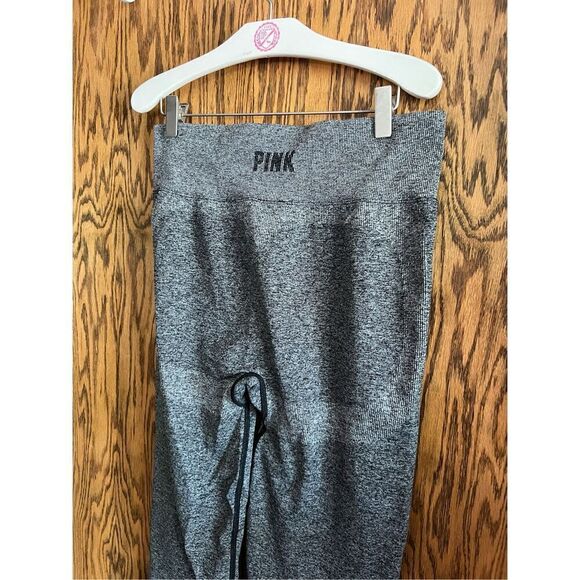 PINK Active Woman’s Grey Leggings Size XL Victorias Secret Pink - Picture 6 of 11